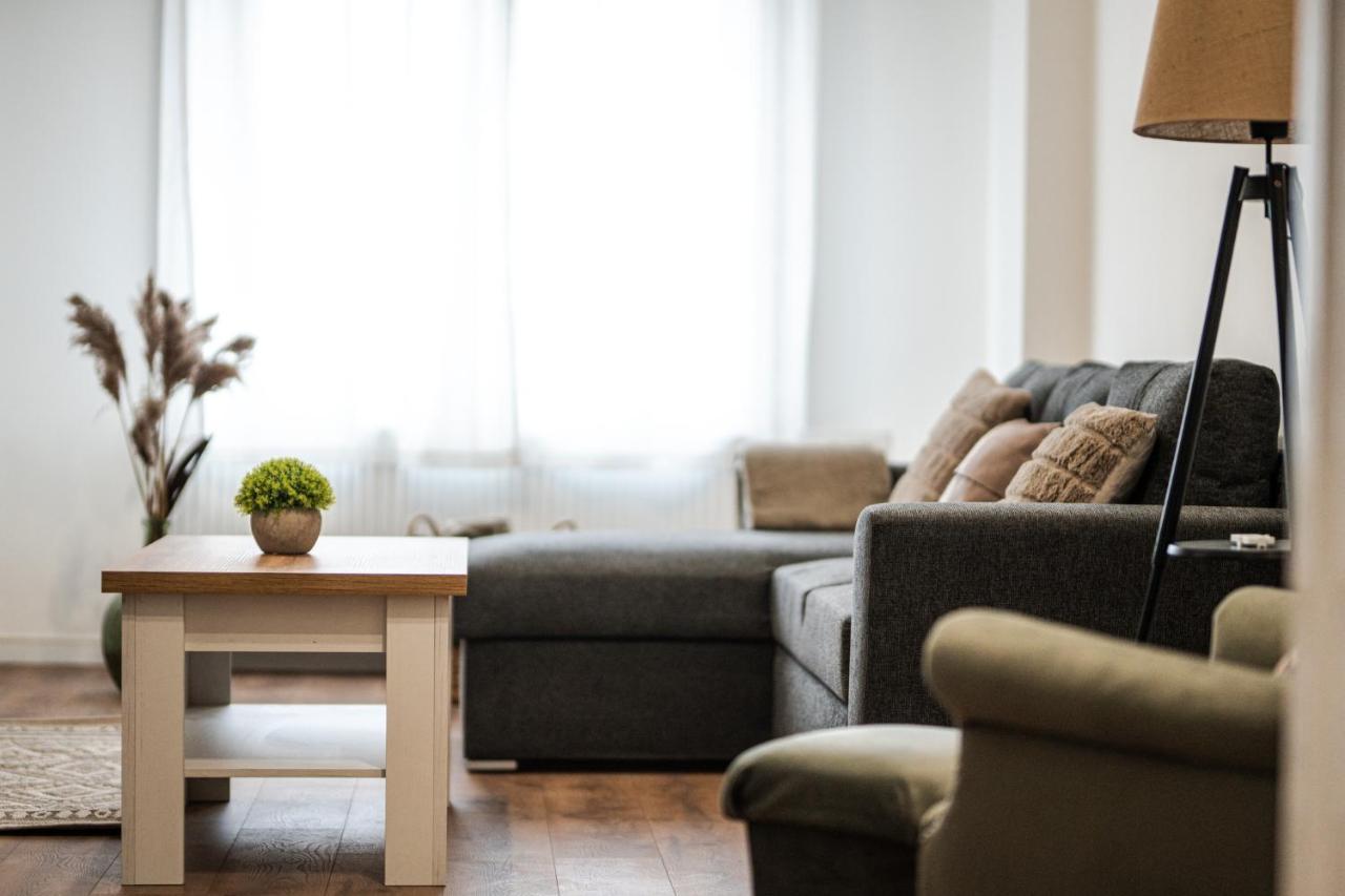 Volenter Lux Apartment Uno Baja Luaran gambar