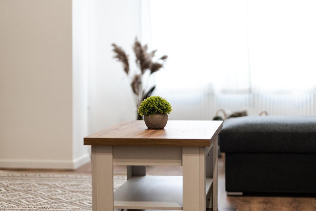 Volenter Lux Apartment Uno Baja Luaran gambar